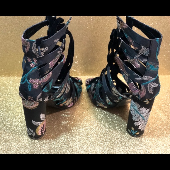 Brand new with box - Picture 3 of 4